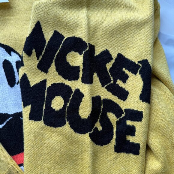 Disney Mickey Mouse Graphic Knit Yellow Pullover Sweater Size 3X Oversized - Picture 3 of 7